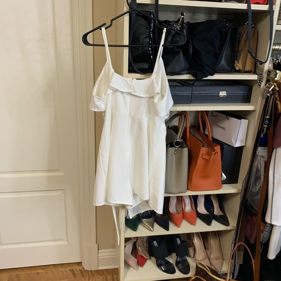 White romper - Picture 2 of 3